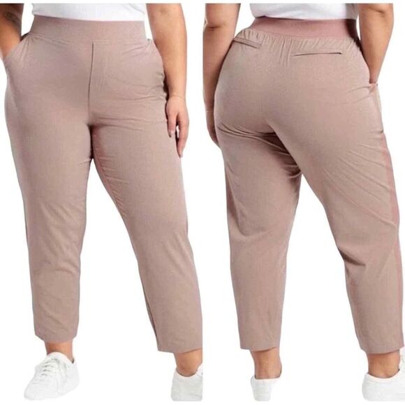 Athleta Brooklyn Chenille Textured Ankle Pants Size 26 Blush Pink Comfort Travel - Picture 1 of 10